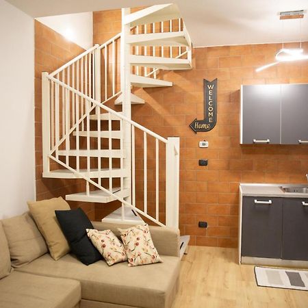 Ferienwohnung Sweet House Meda Mailand Exterior foto